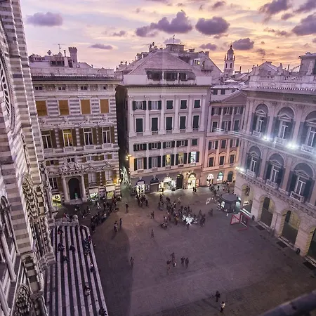 The Houses Of The Ste - In The Heart Of Genua